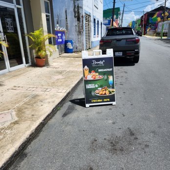 Brunchy's - Breakfast & Brunch Near Me - Fajardo, Puerto Rico
