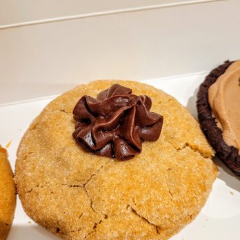 Crumbl - Bellevue - Peanut Butter Blossom - Bakeries Near Me - Bellevue, Washington