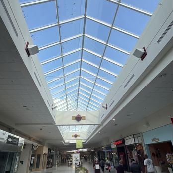 Eagle Ridge Mall - Shopping Centers Near Me - Lake Wales, Florida