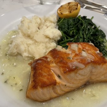 Twohey’s Restaurant - Salmon, spinach, and mashed potatoes - New American Near Me - South Pasadena, California