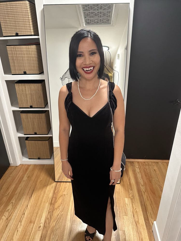 Makeup by Saharai Logo