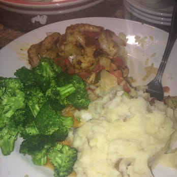 Cheddar's Scratch Kitchen - Key West Chicken & Shrimp yumm... - American Near Me - Columbus, Georgia