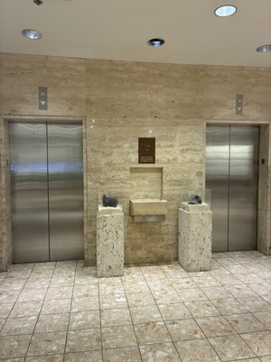 Neiman Marcus by null