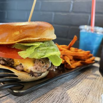 Beef N' Buns - Route 66 - Burgers Near Me - Orlando, Florida Beef N' Buns - Route 66 - Burgers Near Me - Orlando, Florida