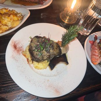 Gaslamp  - Steak Diane - Jazz & Blues Near Me - Kailua, Hawaii