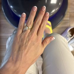 Paris Nails - Gel French manicure on natural nail. Deluxe pedicure with regular polish