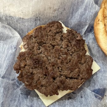 Dairy Delight - Mushroom Swiss Burger - Ice Cream & Frozen Yogurt Near Me - Washington, Missouri