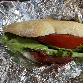 Köm Essa - Blt - Pretzels Near Me - Lancaster, Pennsylvania Köm Essa - Blt - Pretzels Near Me - Lancaster, Pennsylvania