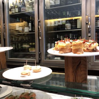 Irati Taverna Basca - Tapas Bars Near Me - Barcelona, B Irati Taverna Basca - Tapas Bars Near Me - Barcelona, B