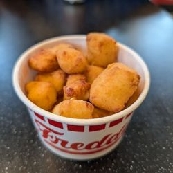 Freddy's Frozen Custard & Steakburgers - Cheese curds