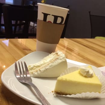 Simply Decadent - This is the cake and cheesecake - Bakeries Near Me - Lubbock, Texas