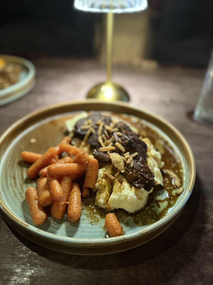 Social spots from Room 33