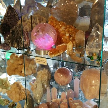 Dinosaur Gallery - Gemstones & Minerals Near Me - Del Mar, California Dinosaur Gallery - Gemstones & Minerals Near Me - Del Mar, California