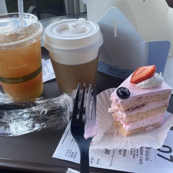 Breeze Bakery Cafe - Bakeries Near Me - Annandale, Virginia