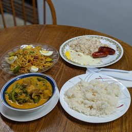 Kare kare, longsilog and canton pancit Kare kare, longsilog and canton pancit