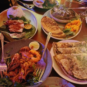 Rasarumah - Banana Leaf Steamed Cod, Wagyu Beef Cheek Rendang, Char Kway Teow - Malaysian Near Me - Los Angeles, California
