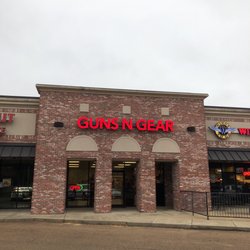 Guns-N-Gear - Store front off Hwy 51