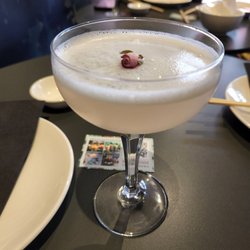 Ping Pong - Roses and Lychees cocktail