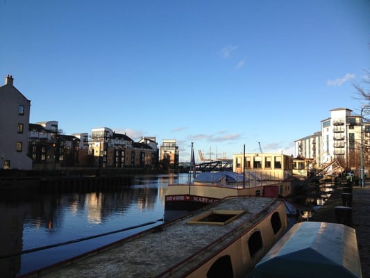 Port O' Leith by null