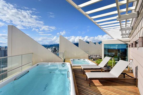 Ka La'i Waikiki Beach, LXR Hotels & Resorts by null