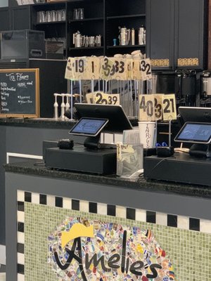 Amélie's French Bakery & Café by null