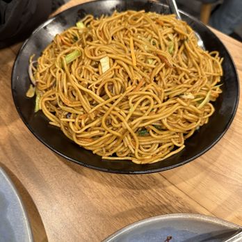 Ginsoy - Extreme Chinese - Noodles - Pakistani Near Me - Mississauga, Ontario
