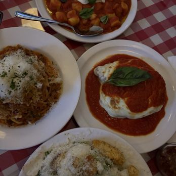Sugo - Gnocchi, bolognese, chicken parm, Ceasar salad - Italian Near Me - Toronto, Ontario Sugo - Gnocchi, bolognese, chicken parm, Ceasar salad - Italian Near Me - Toronto, Ontario