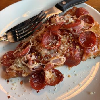 BJ's Restaurant & Brewhouse - Hot honey slice. Loaded with pepperoni. Kinda a facade with the crust being so think but if you had bjs you know what I'm talking - American Near Me - San Jose, California BJ's Restaurant & Brewhouse - Hot honey slice. Loaded with pepperoni. Kinda a facade with the crust being so think but if you had bjs you know what I'm talking - American Near Me - San Jose, California