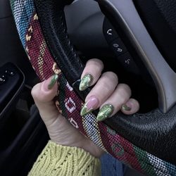 Dreamie Nails and Spa - My car !