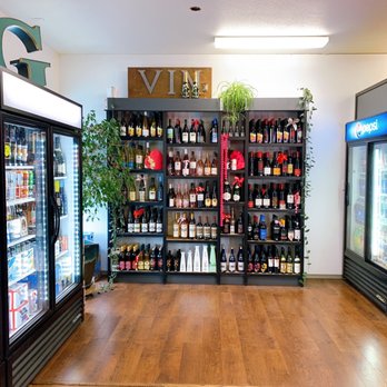 Liquor Stores - a view of a liquor store - Beer, Wine & Spirits Near Me - Grants Pass, Oregon Liquor Stores - a view of a liquor store - Beer, Wine & Spirits Near Me - Grants Pass, Oregon