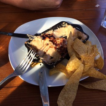 Lunitas Mexican Eatery - White bean queso fundito $12 - Mexican Near Me - Gibsons, British Columbia Lunitas Mexican Eatery - White bean queso fundito $12 - Mexican Near Me - Gibsons, British Columbia