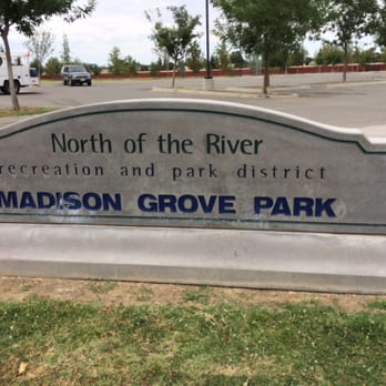 Madison Grove Park - Parks Near Me - Bakersfield, California