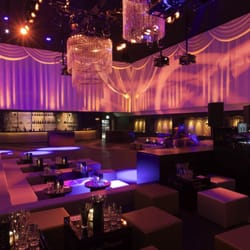 AURA 800° Grill & Bar - Aura Club