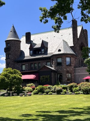 Belhurst Castle and Winery by null