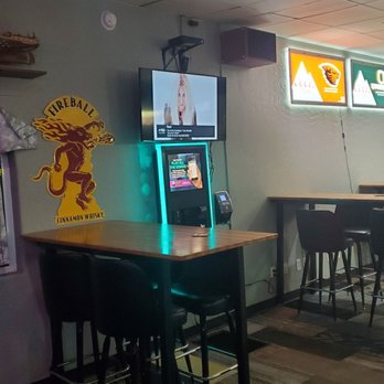 Backstreet Bar - Music - Sports Bars Near Me - Brookings, Oregon