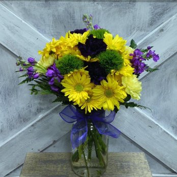 Buttercup Barley’s Flowers & Gifts - Florists Near Me - Pendleton, Oregon