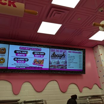 Pinkbox Doughnuts - Donuts Near Me - Primm, Nevada Pinkbox Doughnuts - Donuts Near Me - Primm, Nevada