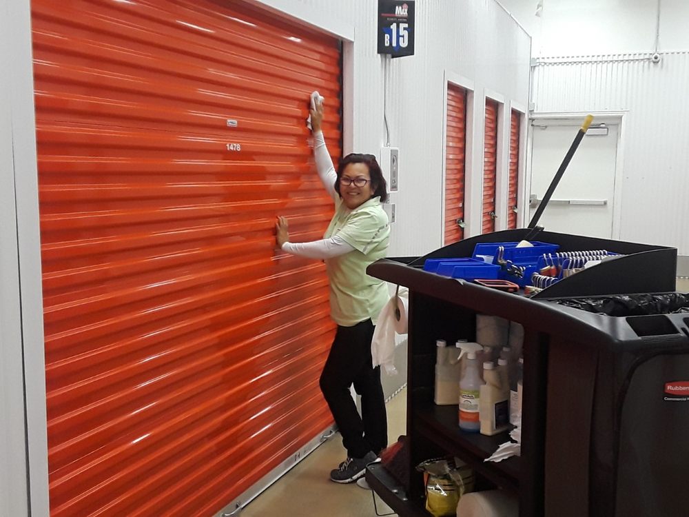 UHAUL MOVING & STORAGE OF MILLBROOK Updated June 2024 11 Photos 5600 Atlantic Ave