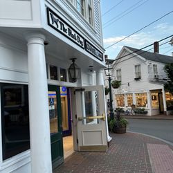 The Black Dog General Store: Edgartown