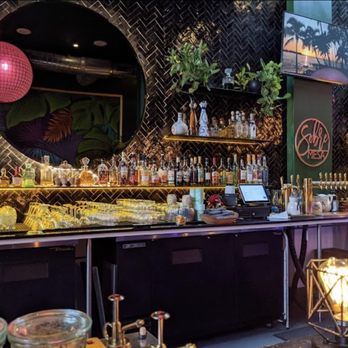 Sobre Mesa - Bar area - Cocktail Bars Near Me - Oakland, California