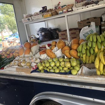 Sanchez Produce - Papayas, cucumbers, lemons, limes, peppers - Fruits & Veggies Near Me - Canyon Country, California