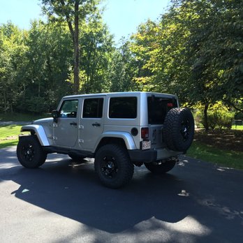High-Tech Auto and Truck Center - Auto Repair Near Me - Chantilly, Virginia