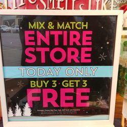 Bath & Body Works - Too much stuff