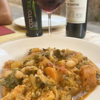 Fonte Giusta - Veggie Peasant soup 10€ - Tuscan Near Me - Siena, SI