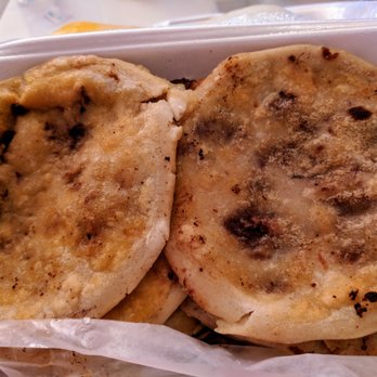 Ricas Pupusas & Mas - Various pupusas - Salvadoran Near Me - Woodside, New York Ricas Pupusas & Mas - Various pupusas - Salvadoran Near Me - Woodside, New York
