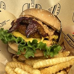 Juicy Burger