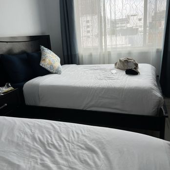 Hometel Suites - Hotels Near Me - Los Angeles, California Hometel Suites - Hotels Near Me - Los Angeles, California