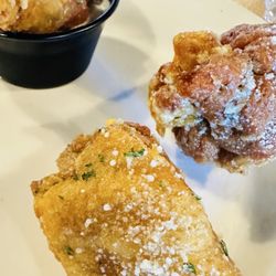 Back Porch 585 - Garlic Parm wings