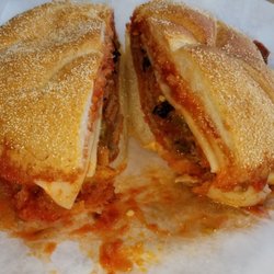California Sandwiches - Hot veal sandwich with cheese