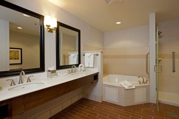 Hilton Garden Inn Indianapolis Downtown by null